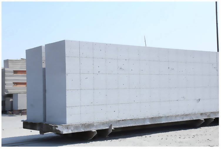 扶余加气块 加气砌块 轻质砖气孔结构及其影响因素